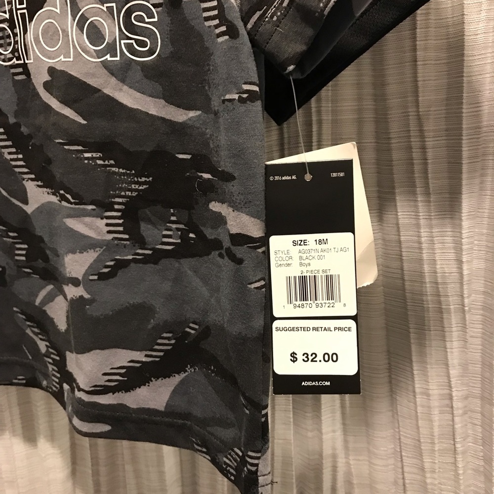 ADIDAS BOY 18 M BLACK SHORT & TEE SET & BLUE ONE PIECE & GRAY PRINT ONE PIECE - Picture 8 of 13